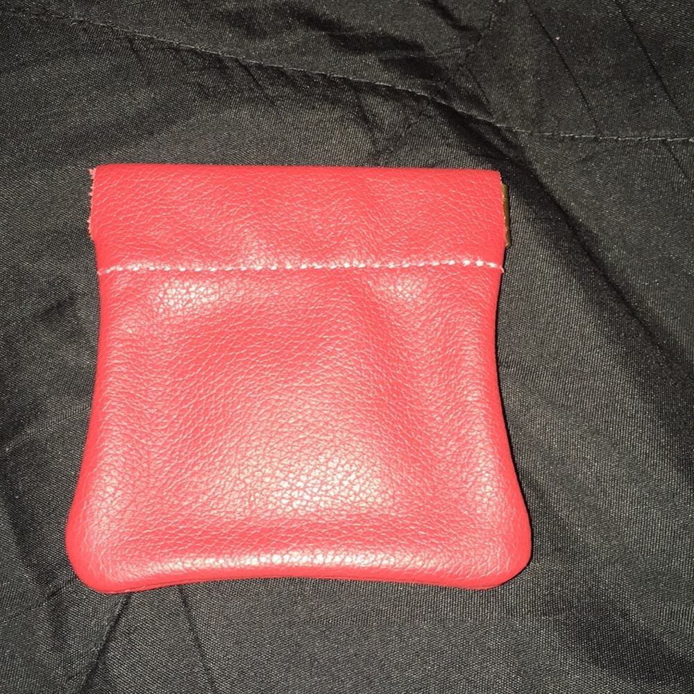 🔥Sale🔥..New Bright Red leather coin purse..NWOT